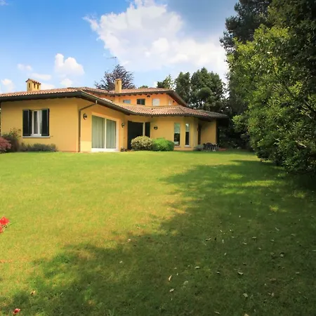 Holiday home Signorile Vicino Al Maggiore